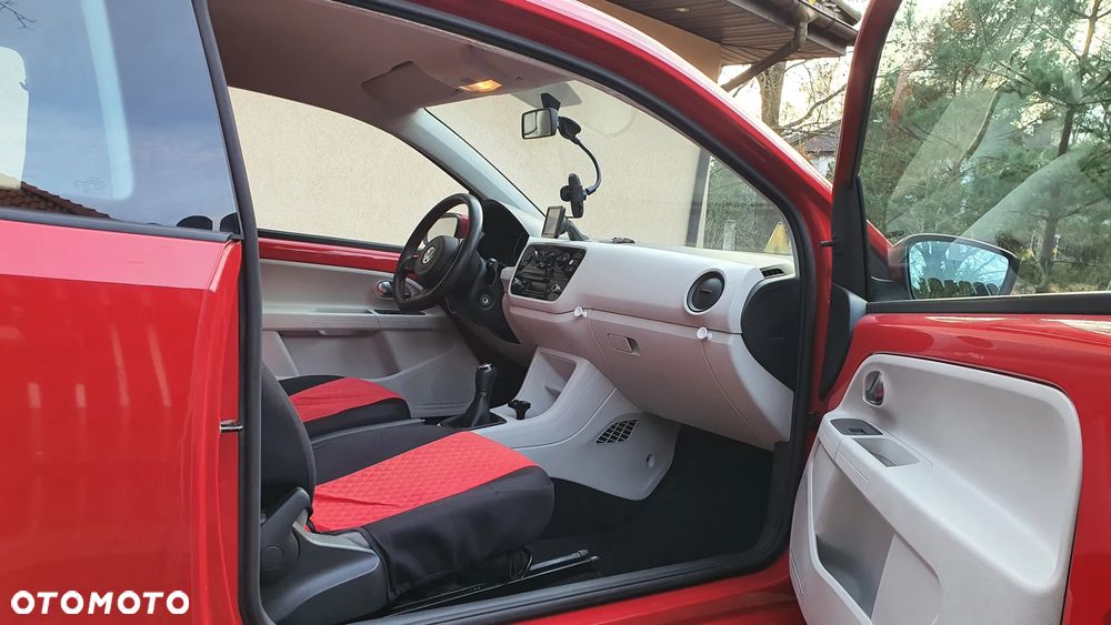 Volkswagen up! - 5