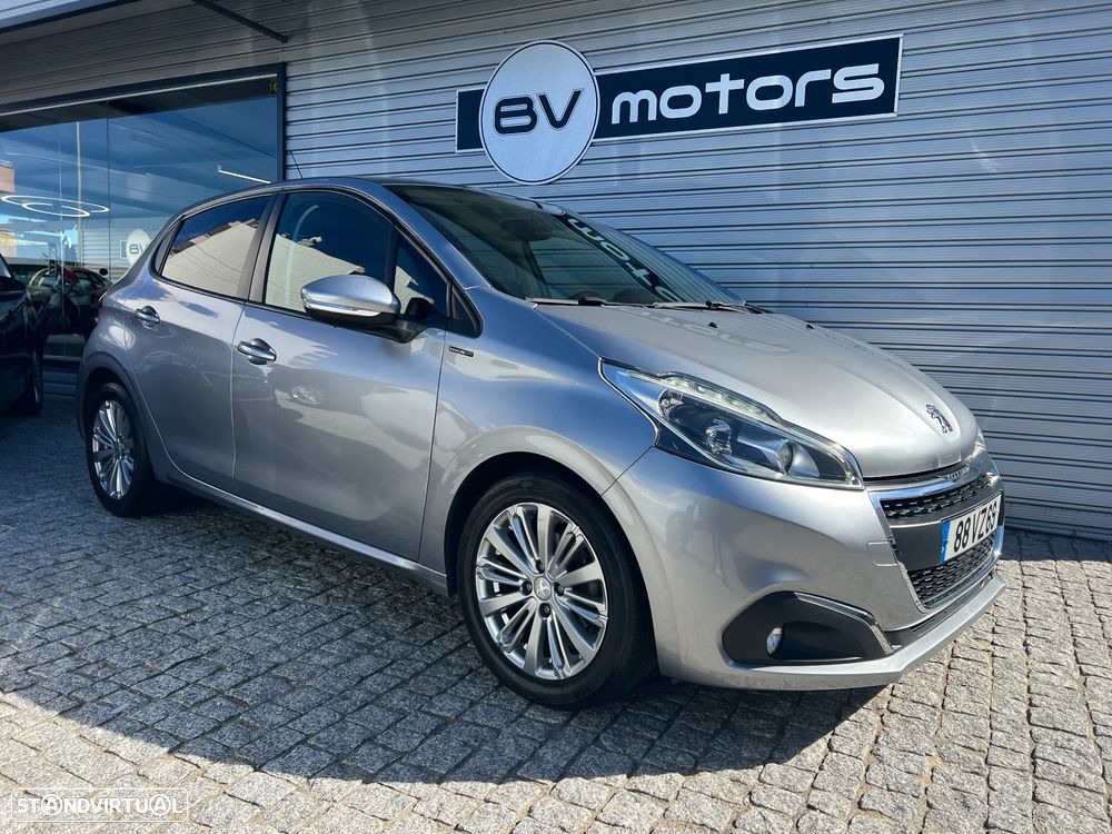 Peugeot 208 1.5 BlueHDi Signature - 4