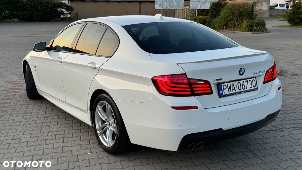 BMW Seria 5 520d xDrive - 8