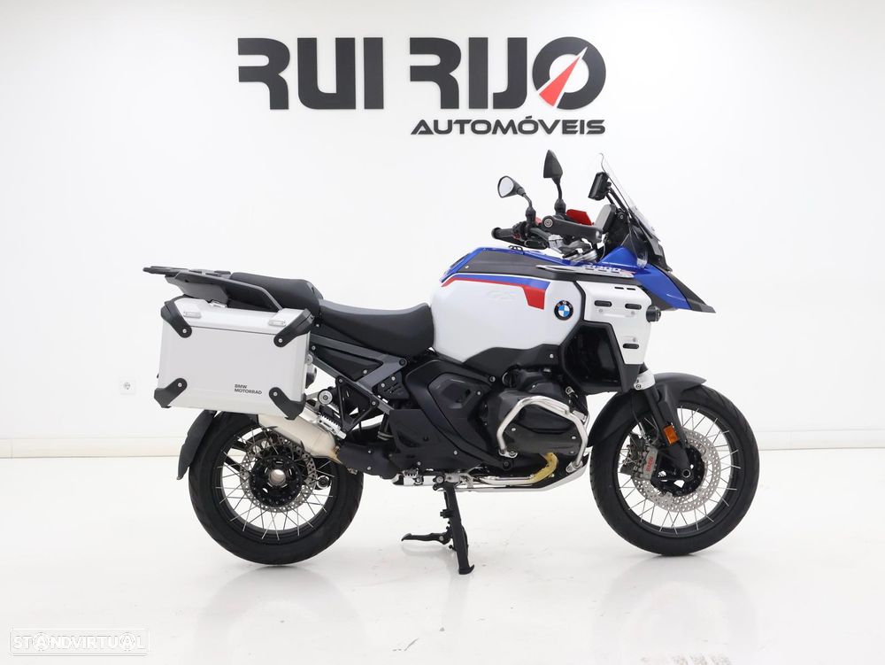 BMW R 1300 GS Adventure Trophy - 4
