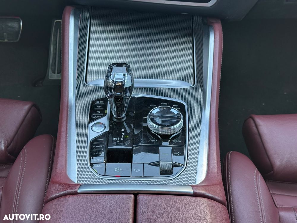 BMW X6 xDrive40i - 17