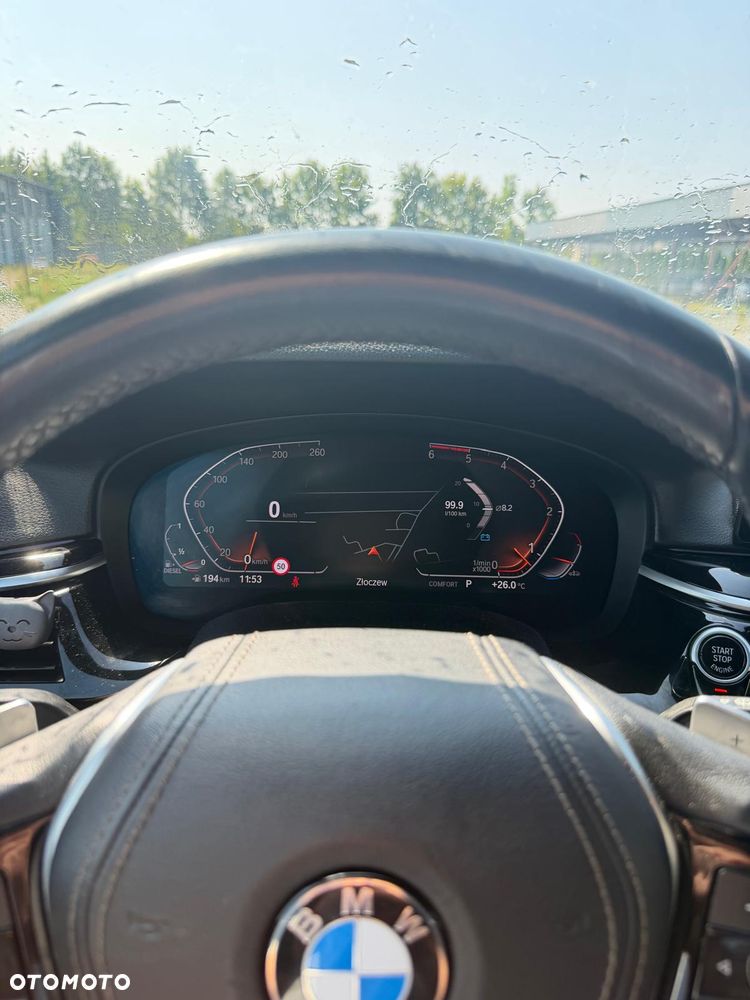 BMW Seria 5 530d Sport Line sport - 11