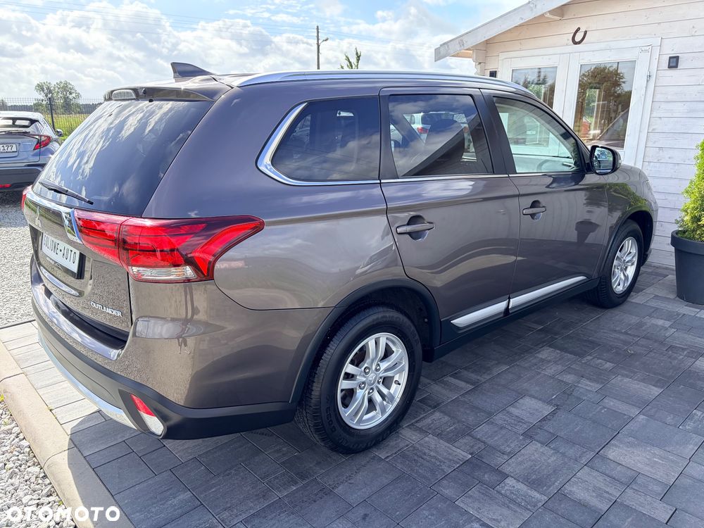 Mitsubishi Outlander 2.0 2WD Edition 100 - 3