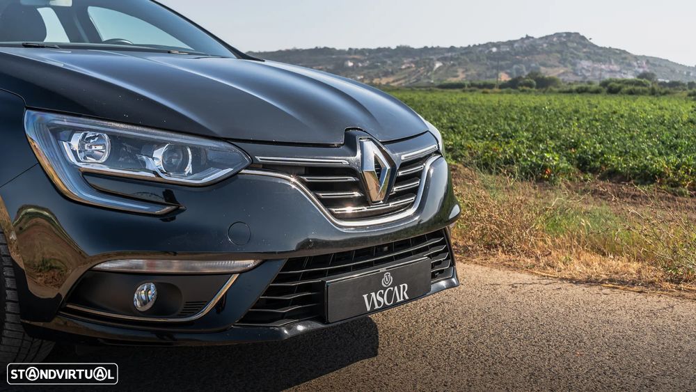 Renault Mégane Sport Tourer 1.5 Blue dCi Limited EDC - 32