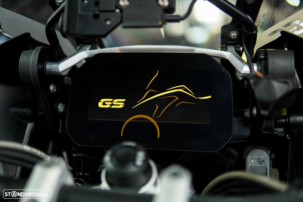 BMW R 1250 GS TRIPLE BLACK Rebaixada - 46