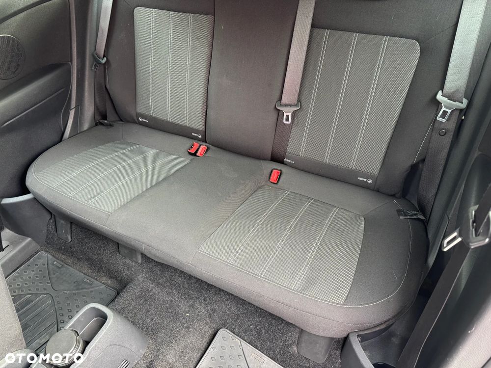 Opel Corsa 1.4 16V Edition - 15