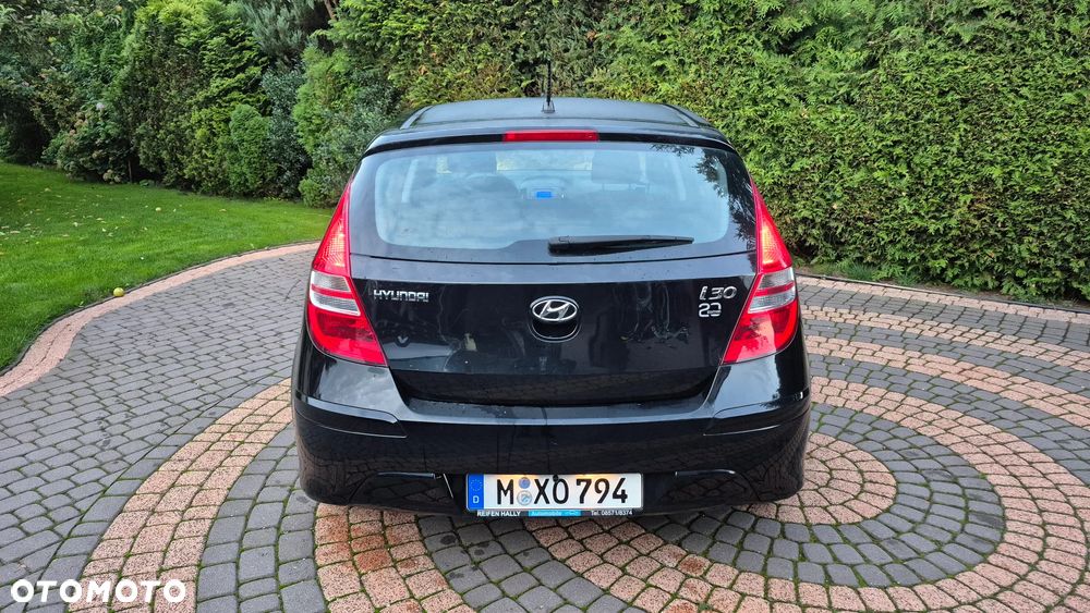 Hyundai i30 1.4 Comfort EU5 - 6