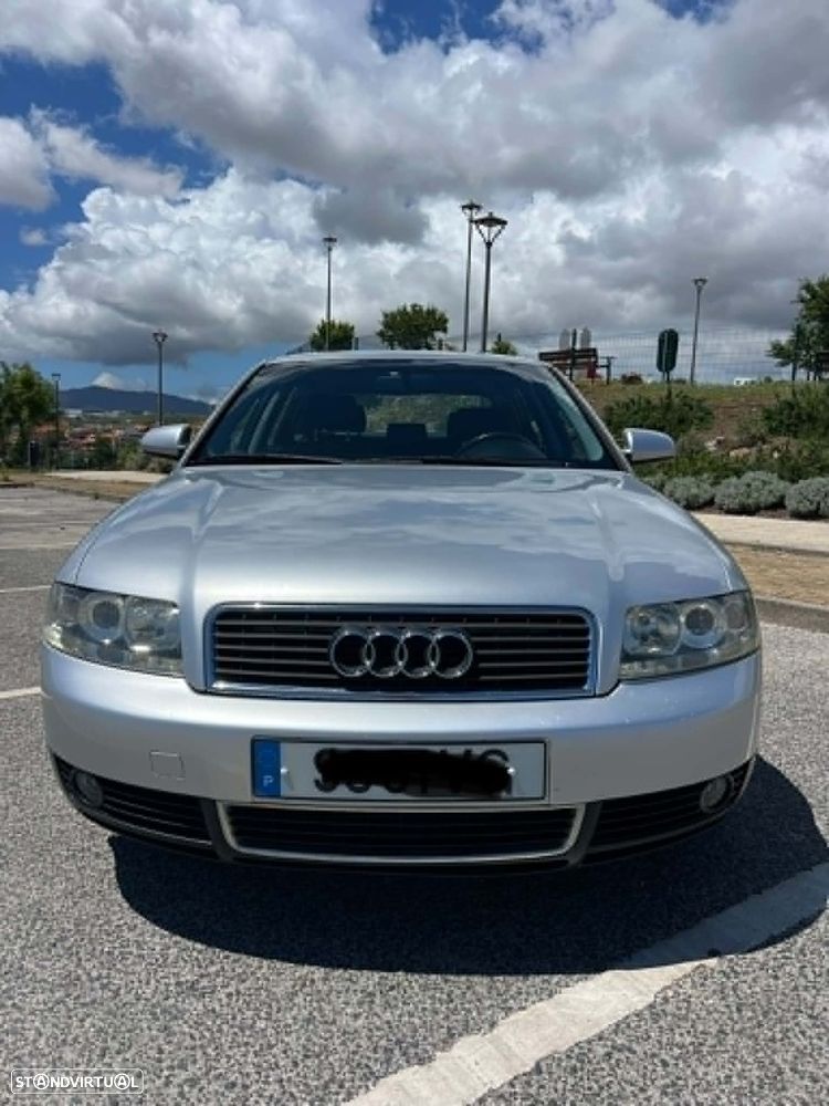 Audi A4 1.9 TDI m6 S-Line - 2