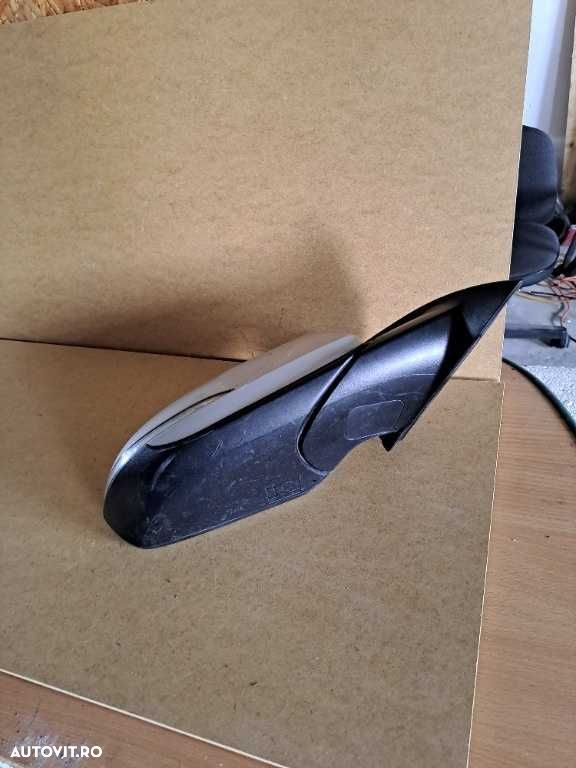 Oglinda dreapta electrica Hyundai i30 an 2017-2020 mufa 6 pini - 5