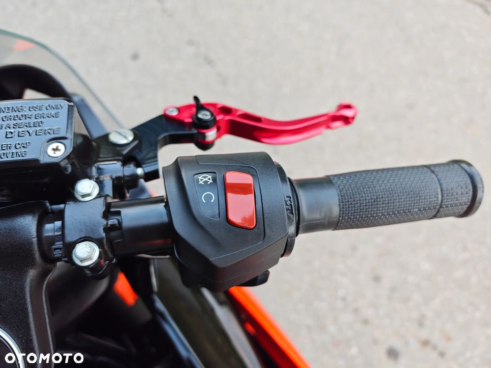KTM RC 125 - 19