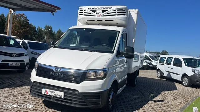 MAN TGE-180cv Cx aut. COM FRIO - 1