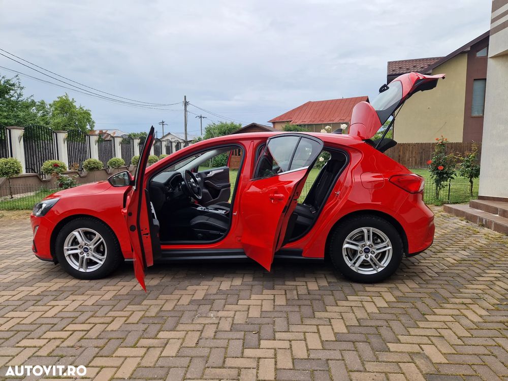 Ford Focus 1.0 EcoBoost Titanium - 9