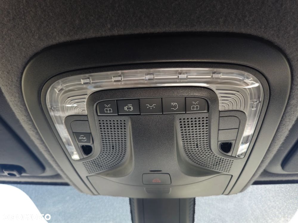 Mercedes-Benz Sprinter - 23