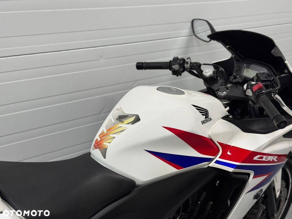 Honda CBR - 14