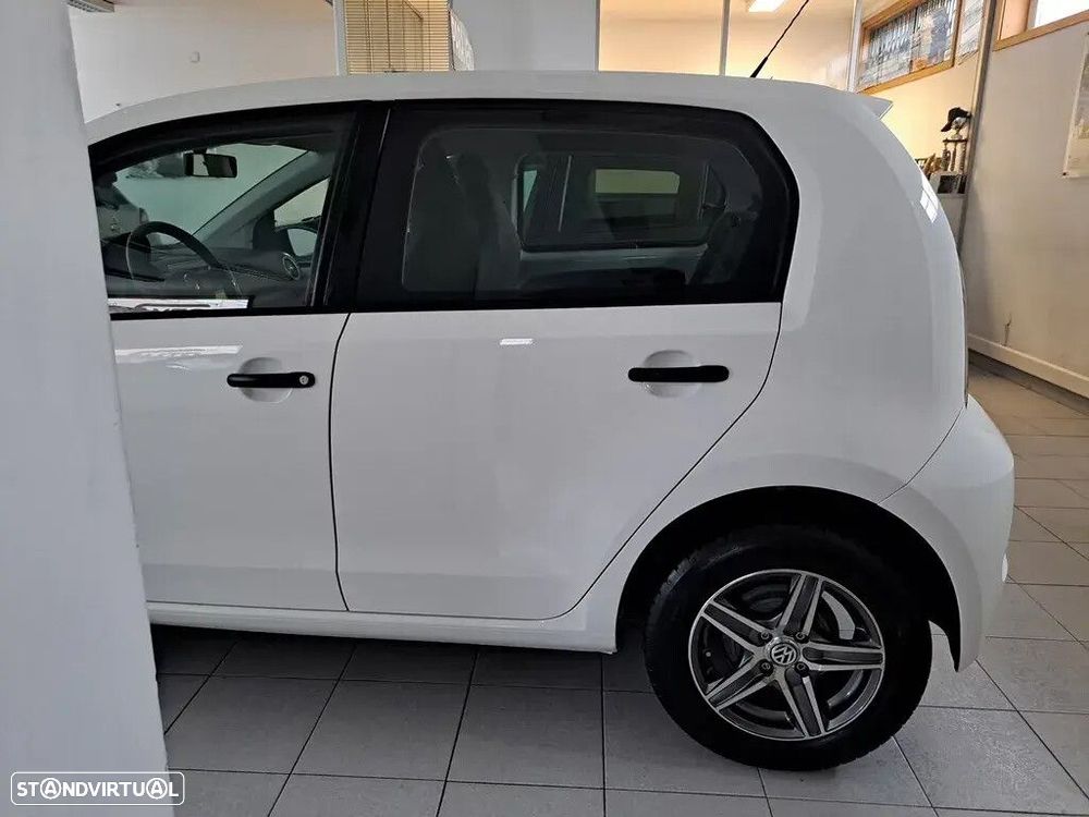 VW Up! - 18
