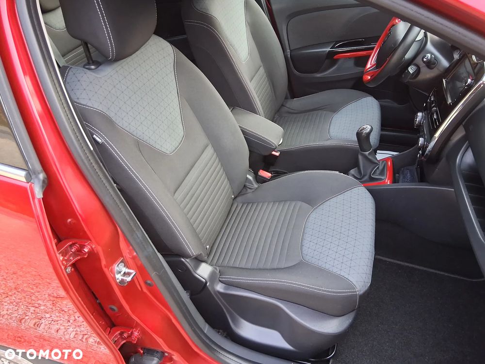 Renault Clio TCe 90 Limited - 17