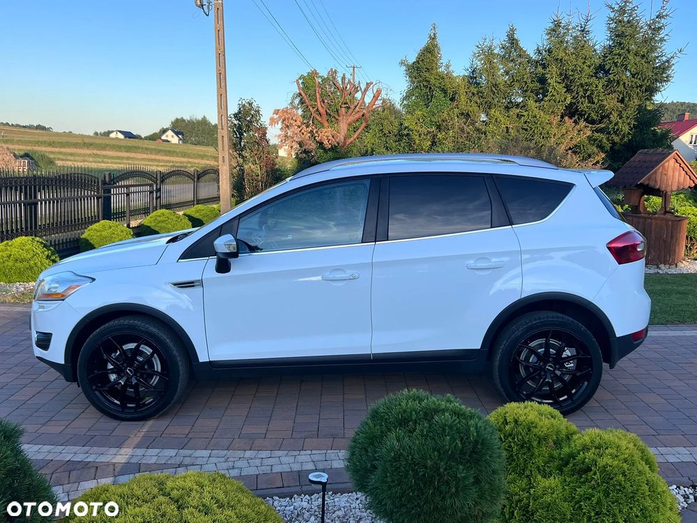 Ford Kuga 2.0 TDCi 4x4 Titanium - 4