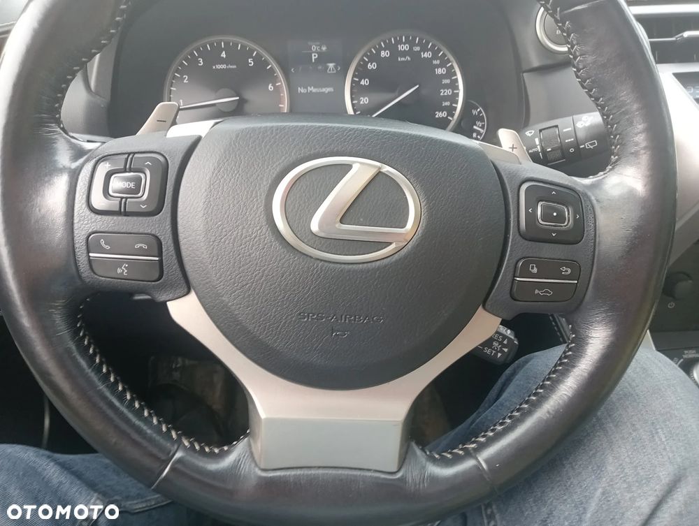 Lexus NX - 5