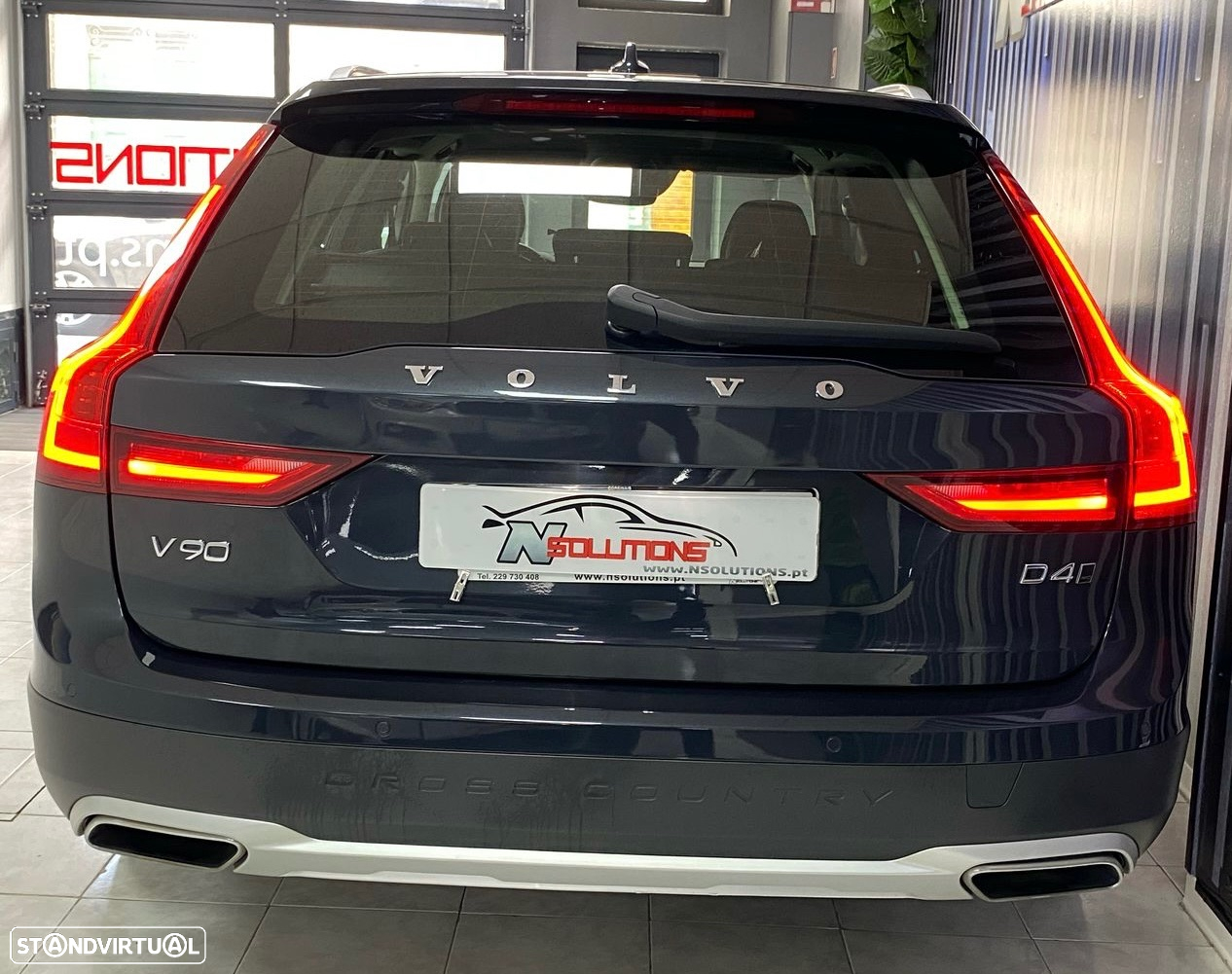 Volvo V90 Cross Country 2.0 D4 Pro AWD Geartronic - 5