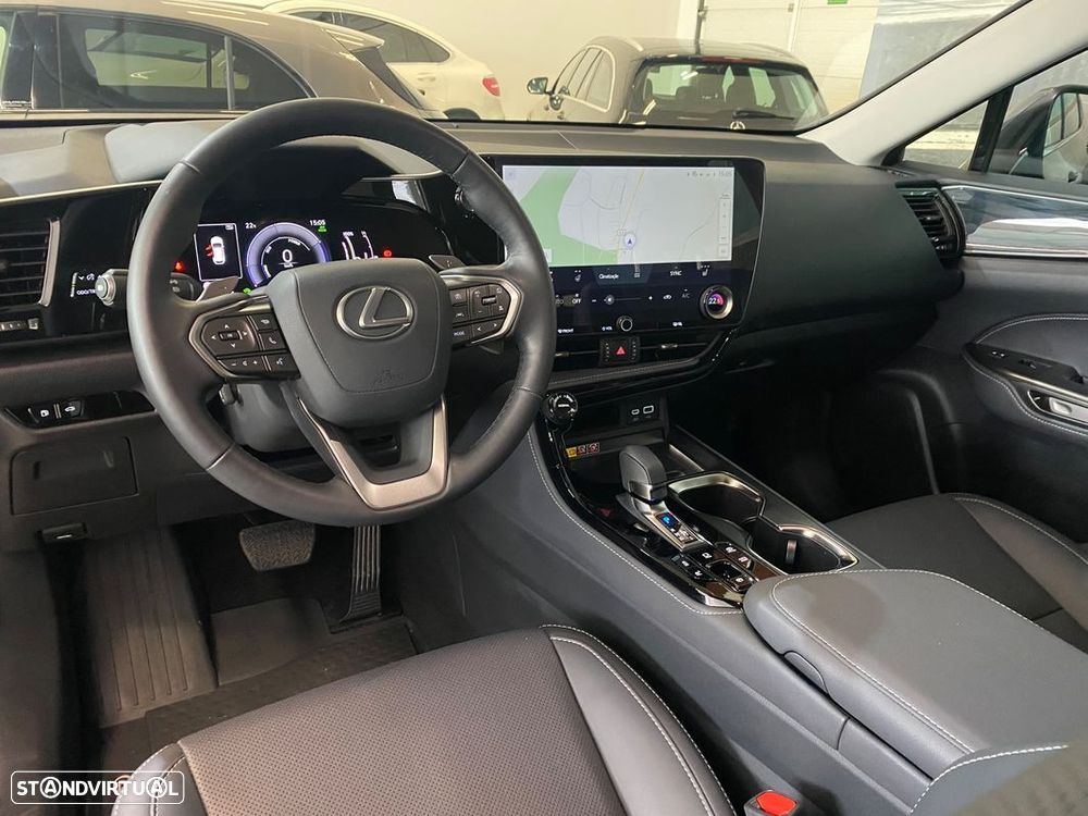 Lexus NX 450h+ Executive Plus - 10
