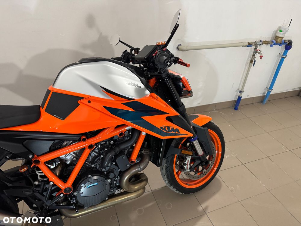 KTM Super Duke - 12