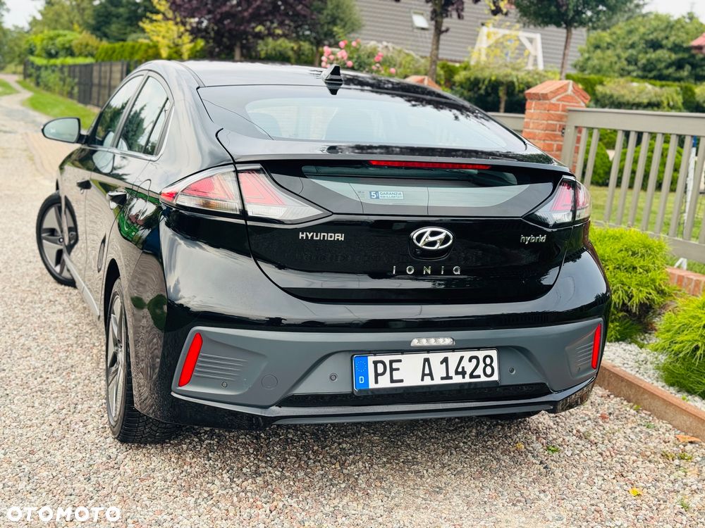Hyundai IONIQ Hybrid 1.6 GDI Premium - 17