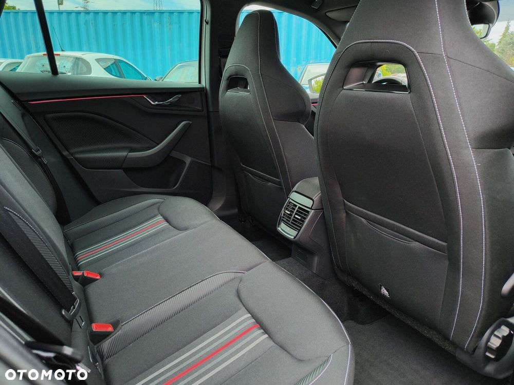 Skoda Kamiq 1.5 TSI Monte Carlo DSG - 25