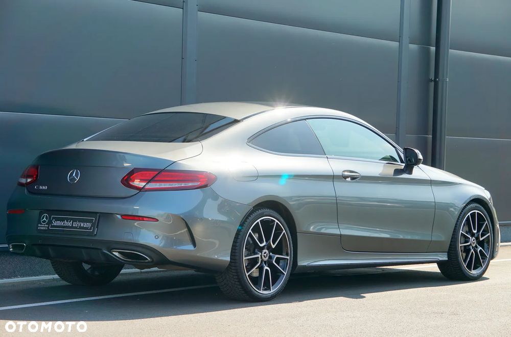 Mercedes-Benz Klasa C 300 9G-TRONIC - 6
