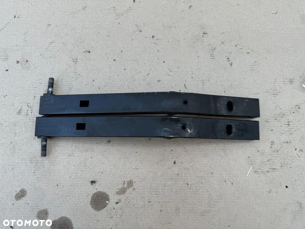 Podpora wzmocnienie przód AUDI A4 B8 8K0805527 8K0805528 - 1