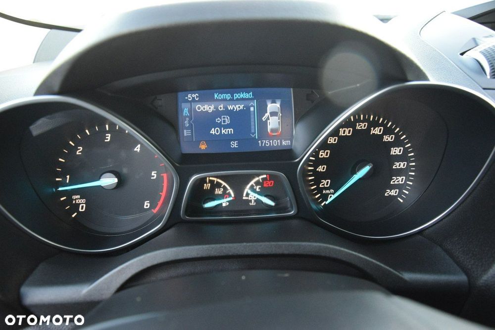 Ford Kuga 2.0 TDCi 4x4 Individual - 32