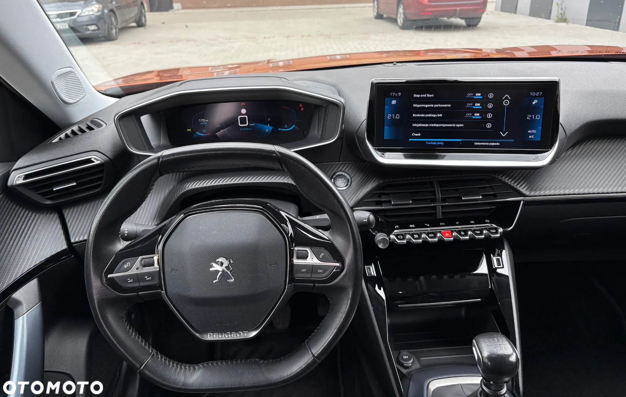 Peugeot 2008 1.2 PureTech Allure S&S - 8