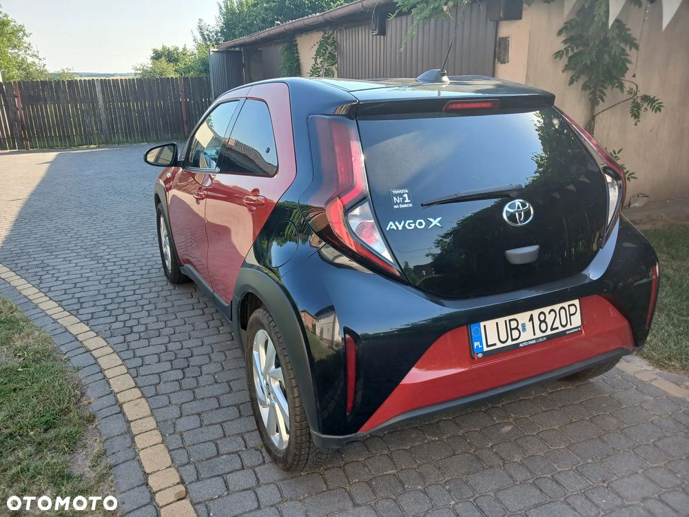 Toyota Aygo X 1.0 VVT-i Undercover - 4