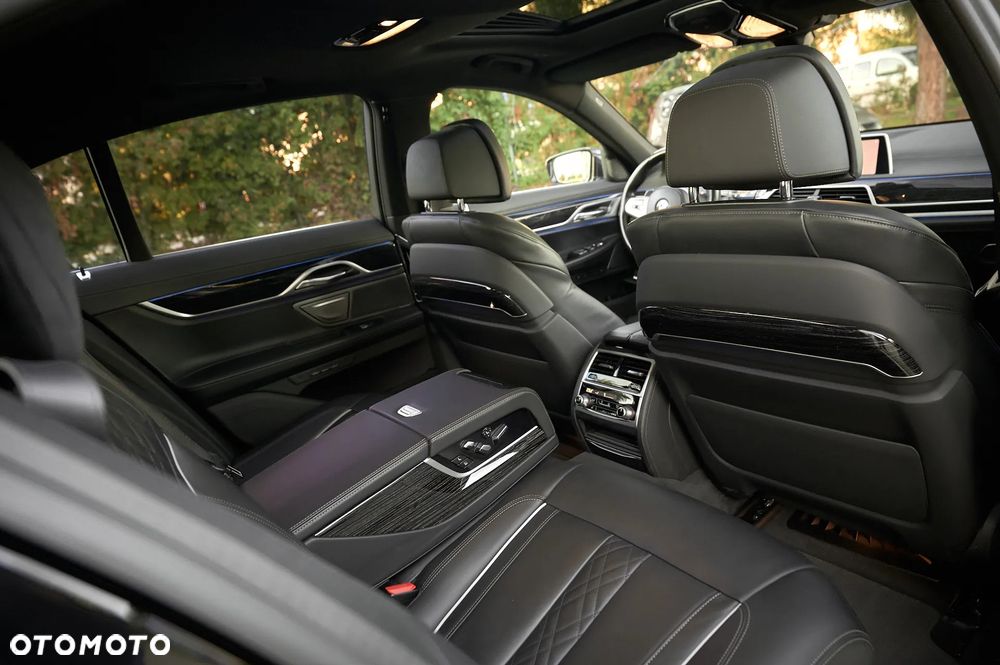 BMW Seria 7 - 7