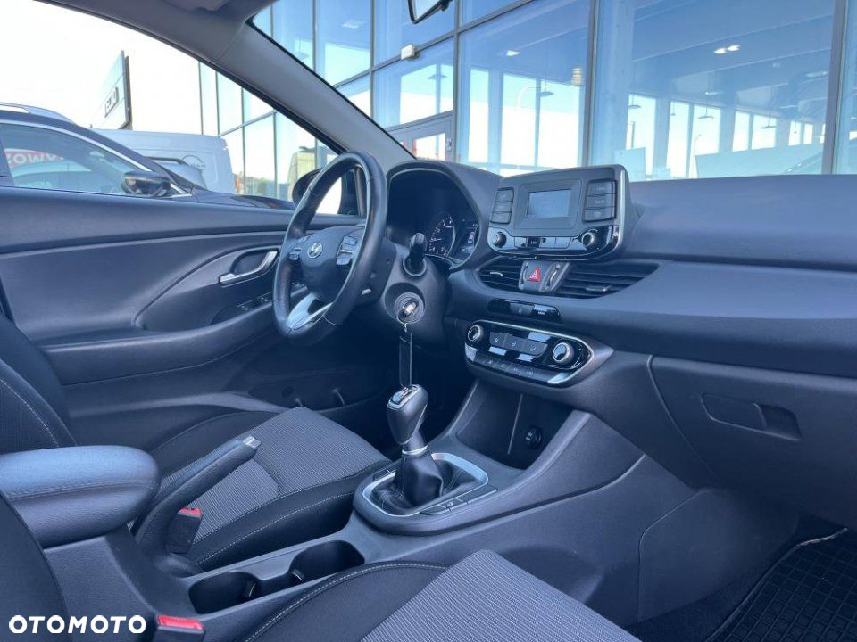 Hyundai i30 - 30