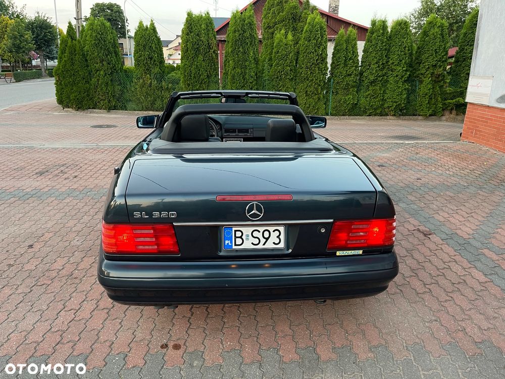 Mercedes-Benz SL 320 - 18