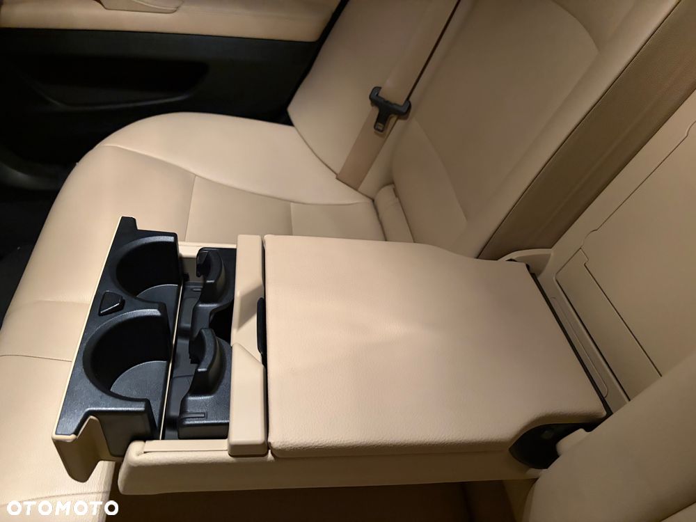 BMW Seria 5 535i - 16