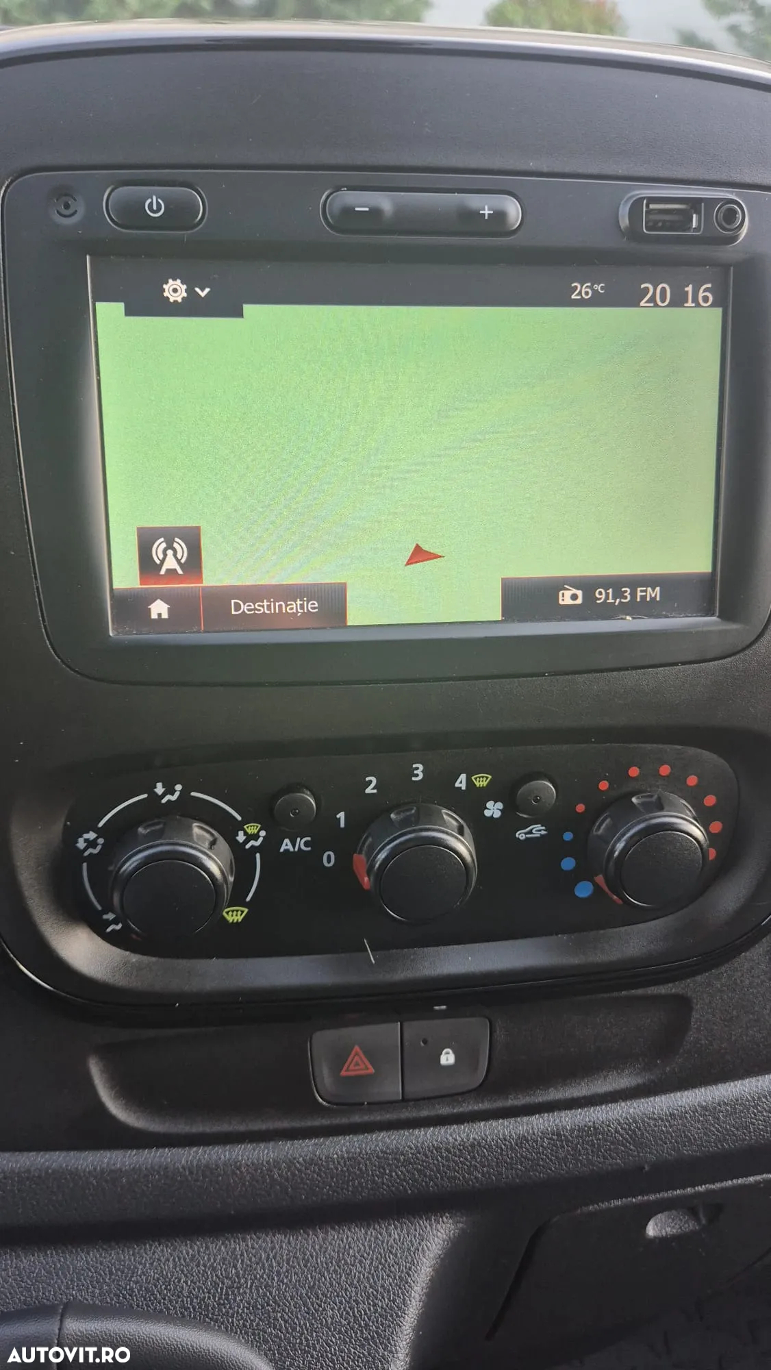 Opel Vivaro - 14