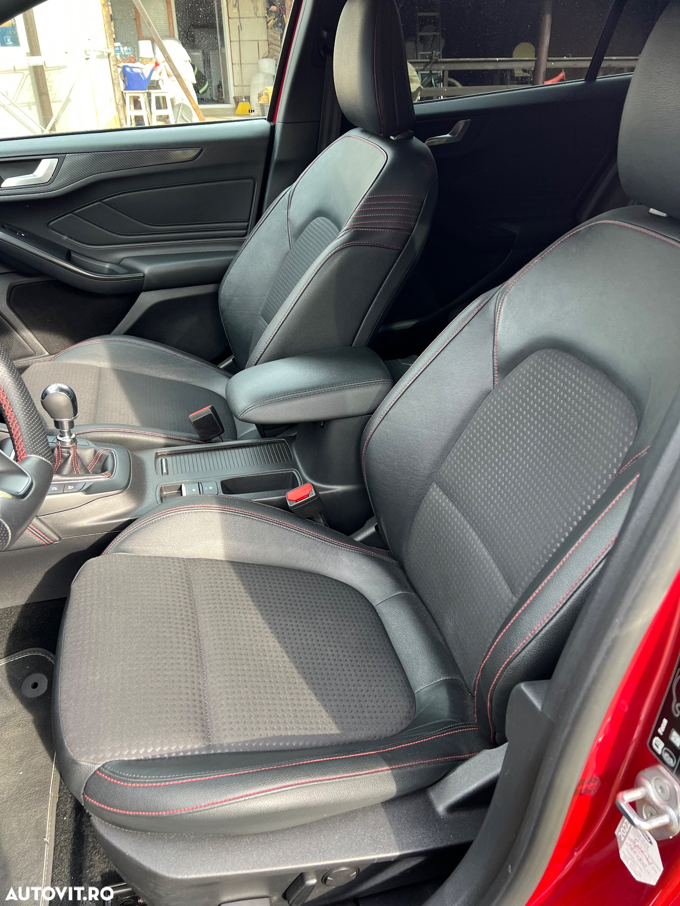 Ford Focus 1.5 Ecoboost ST Line Business - 20