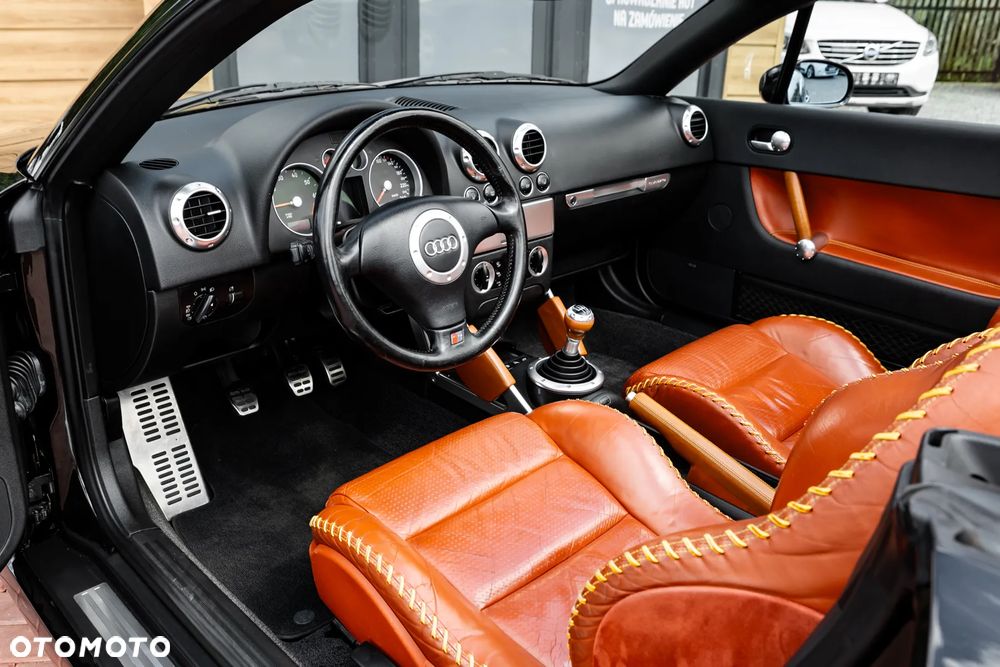 Audi TT Roadster 1.8T Quattro - 14