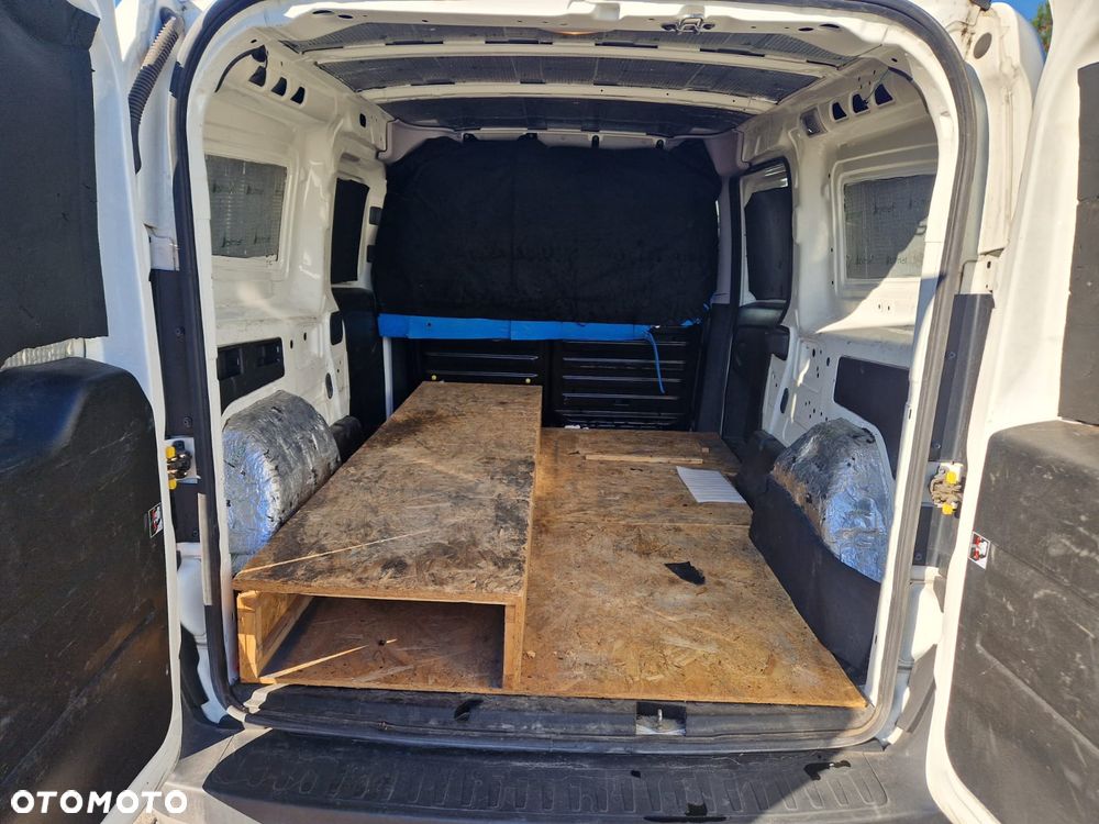 Fiat Doblo - 16