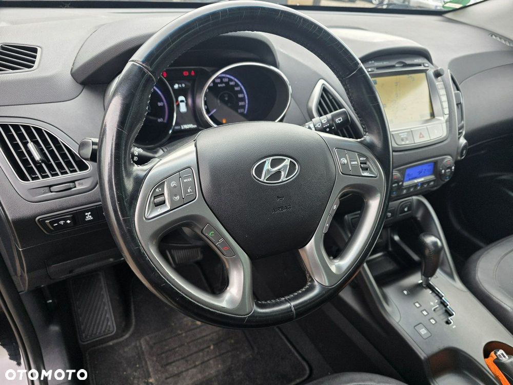 Hyundai ix35 - 24