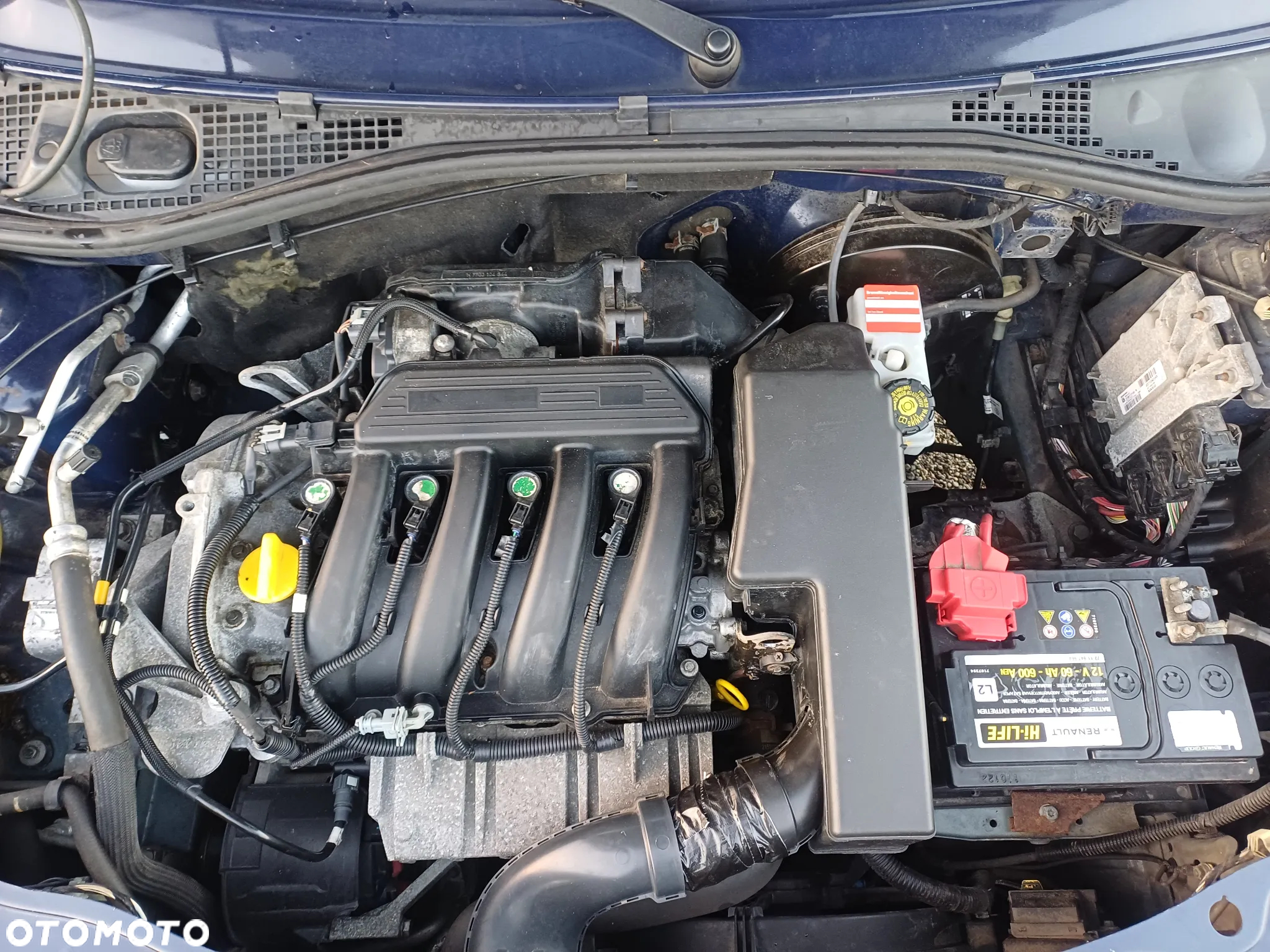 Dacia Duster 1.6 16V 4x2 Laureate - 14