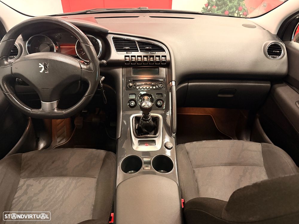 Peugeot 3008 1.6 HDi Executive - 8