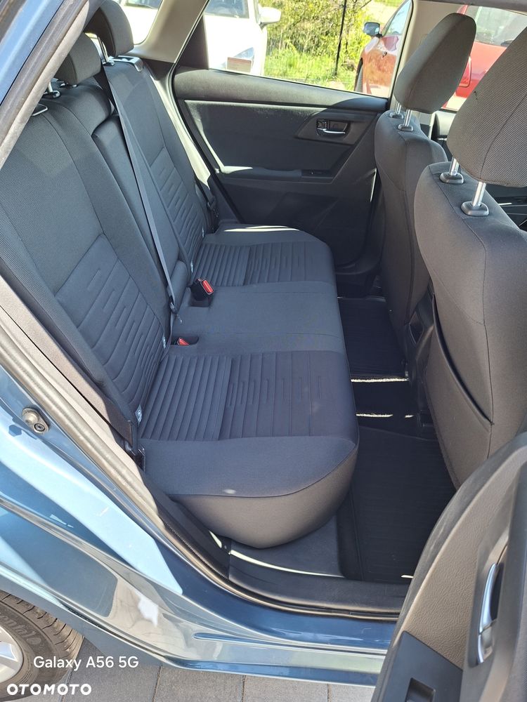 Toyota Auris 1.4 D-4D Premium Comfort - 13