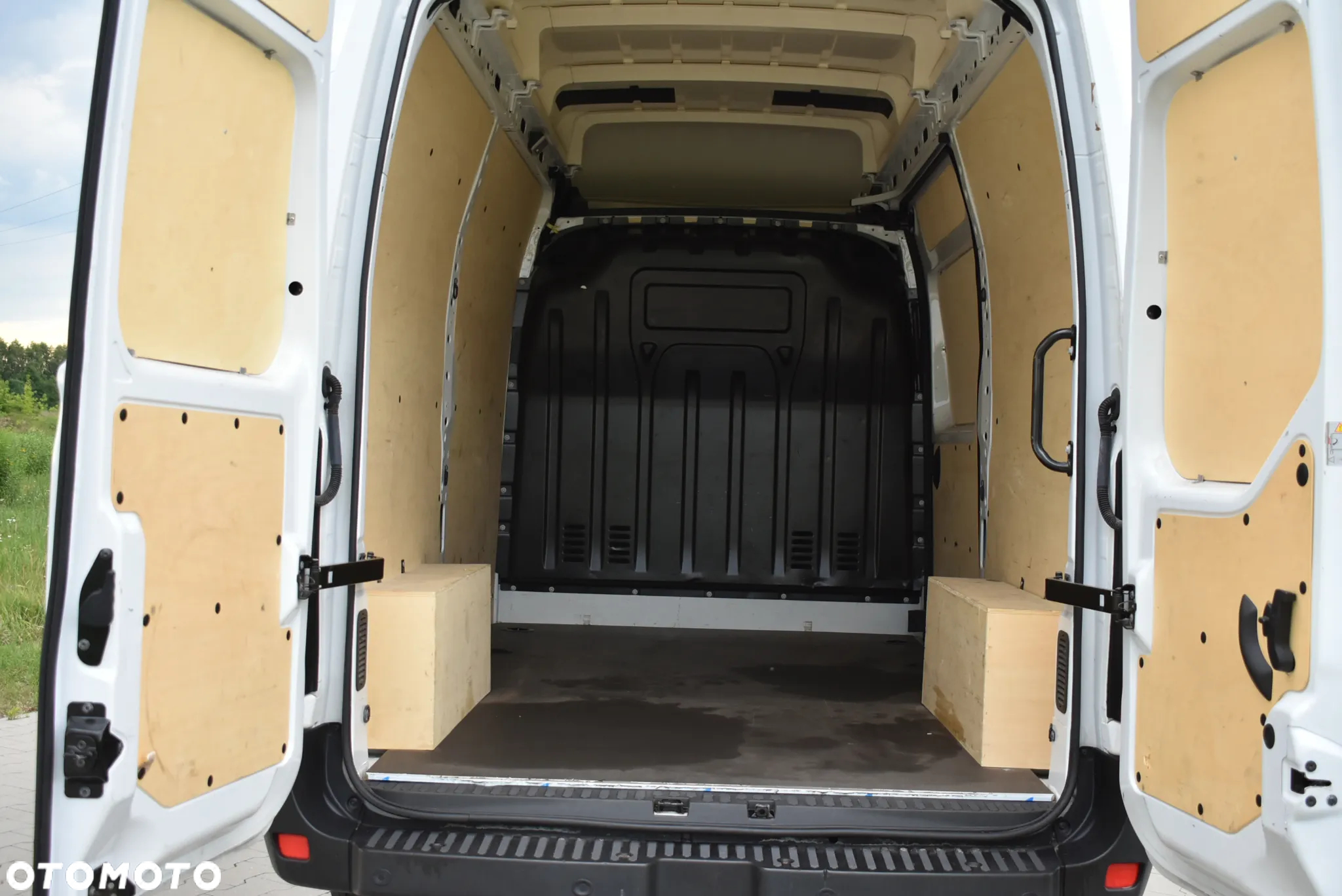 Renault MASTER L2H3 48 tys KM 2020/2021 - 9