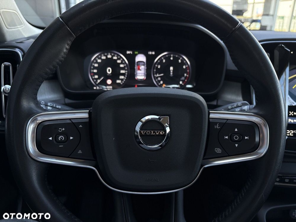 Volvo XC 40 T3 Inscription - 17