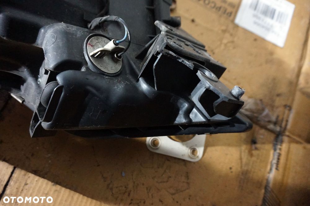 LAMPA PRZEDNIA PRAWA OUTLANDER III GF LIFT 8301C864 FULL LED MITSUBISHI 2015-2018 - 12