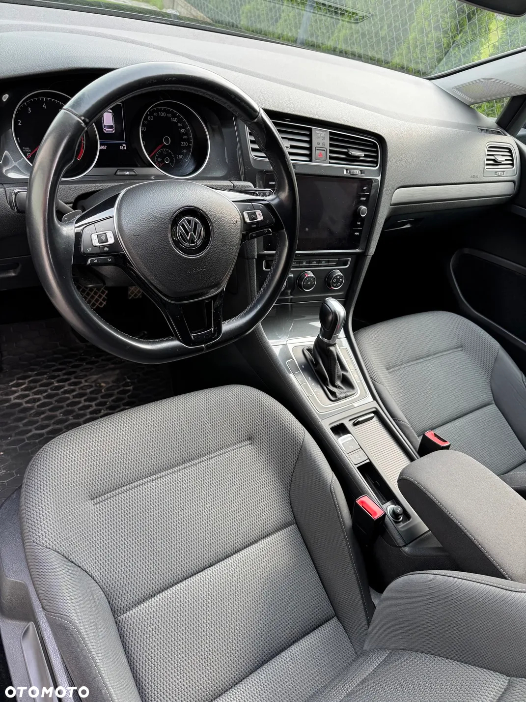 Volkswagen Golf VII 1.5 TSI BMT Comfortline DSG - 26