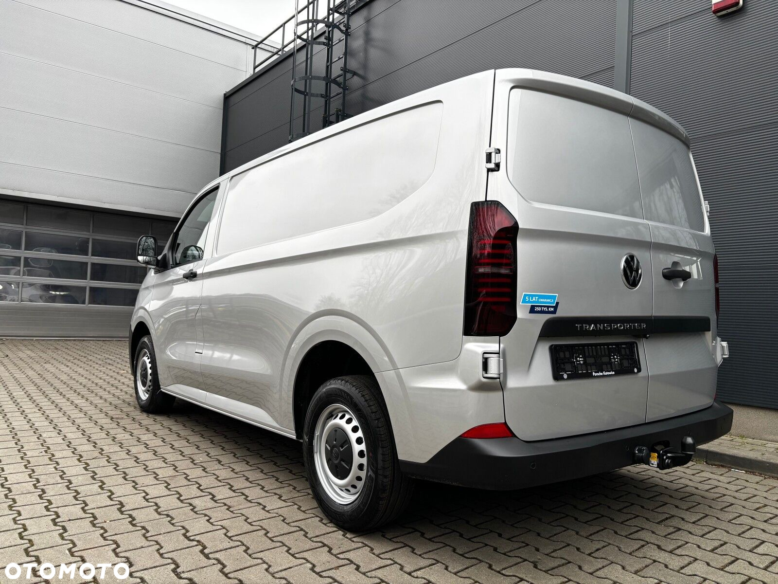 Volkswagen Transporter 2.0 TDI 150KM 6-bm L1 - 20