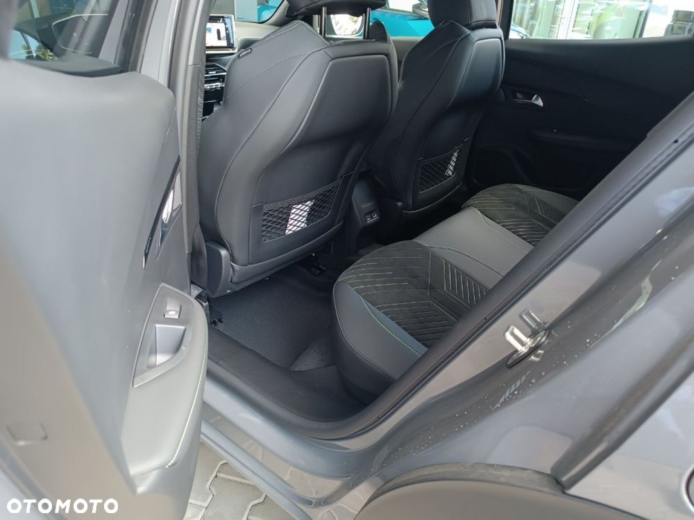 Peugeot 2008 - 14